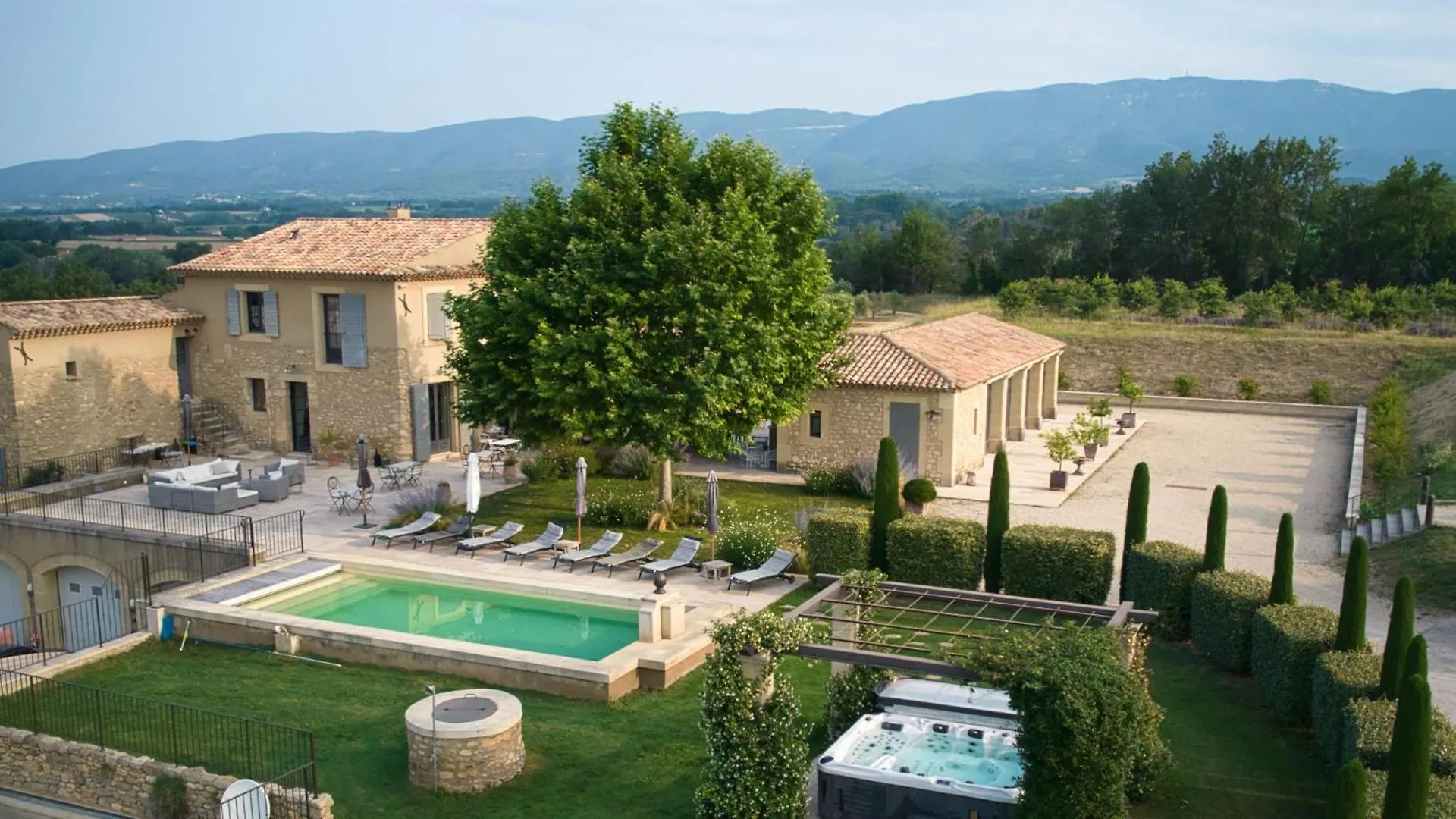 Bastide Saint Maurin Bed & Breakfast Ansouis 3*,  France