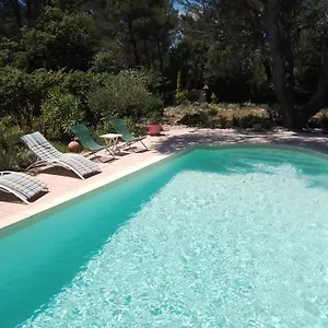 Bed & Breakfast Les D'adeline -, Murs (Vaucluse)